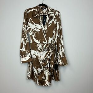 Lulus Brown Printed Silky Wrap Dress Size Large NWT